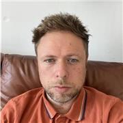 Native English tutor with a professional occupation and a degree in physics, looking to provide life skills assistance and support